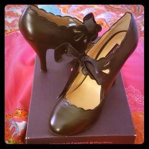 Mojo Moxy Black Pump